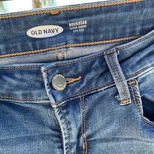 Old navy Rockstar, super skinny, low rise denim